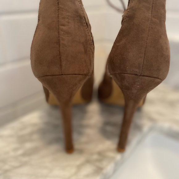 Dolce Vita Pumps - Picture 5 of 6